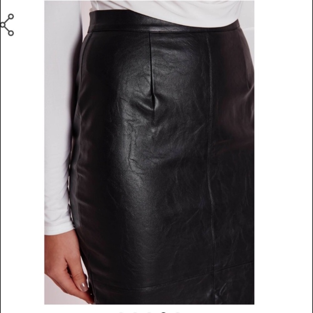 SALE! 💥 Vegan Leather faux leather midi skirt - Picture 4 of 5